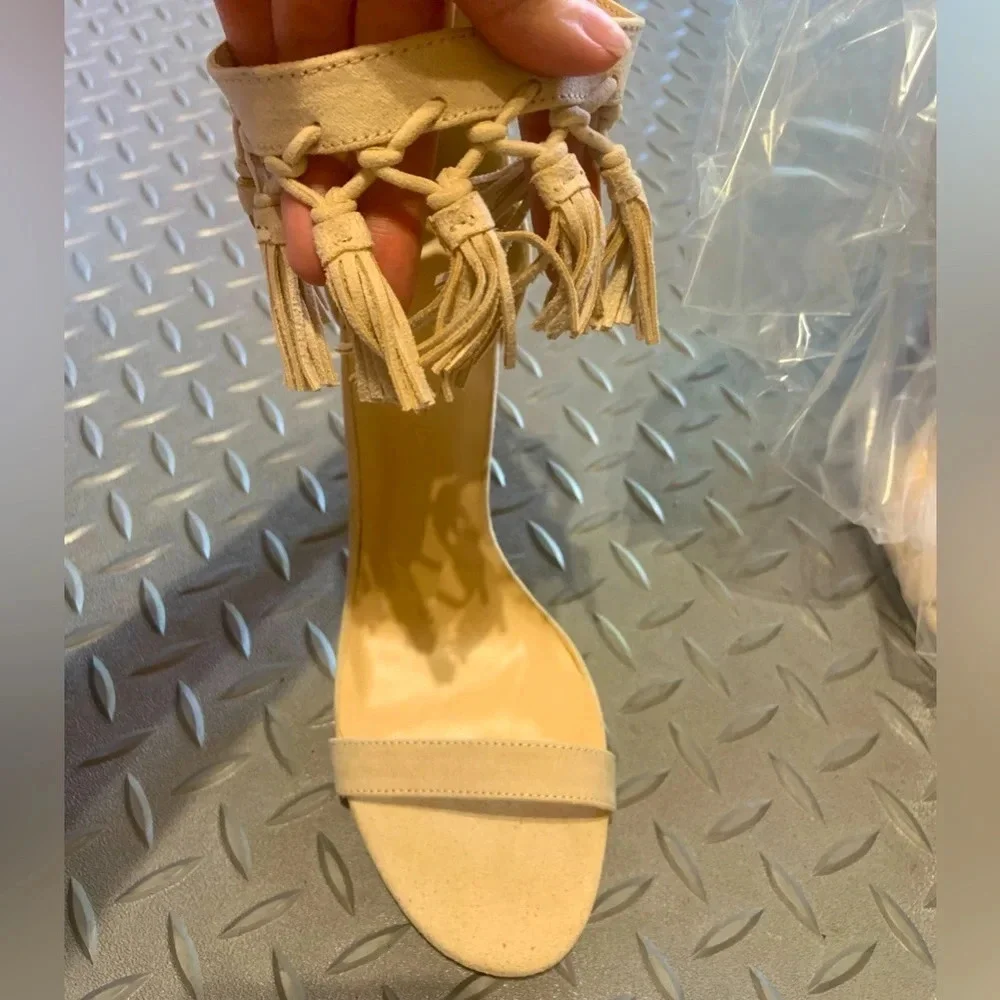 Tan tassel heels Nwt open toe fringe boho fall party boho classic